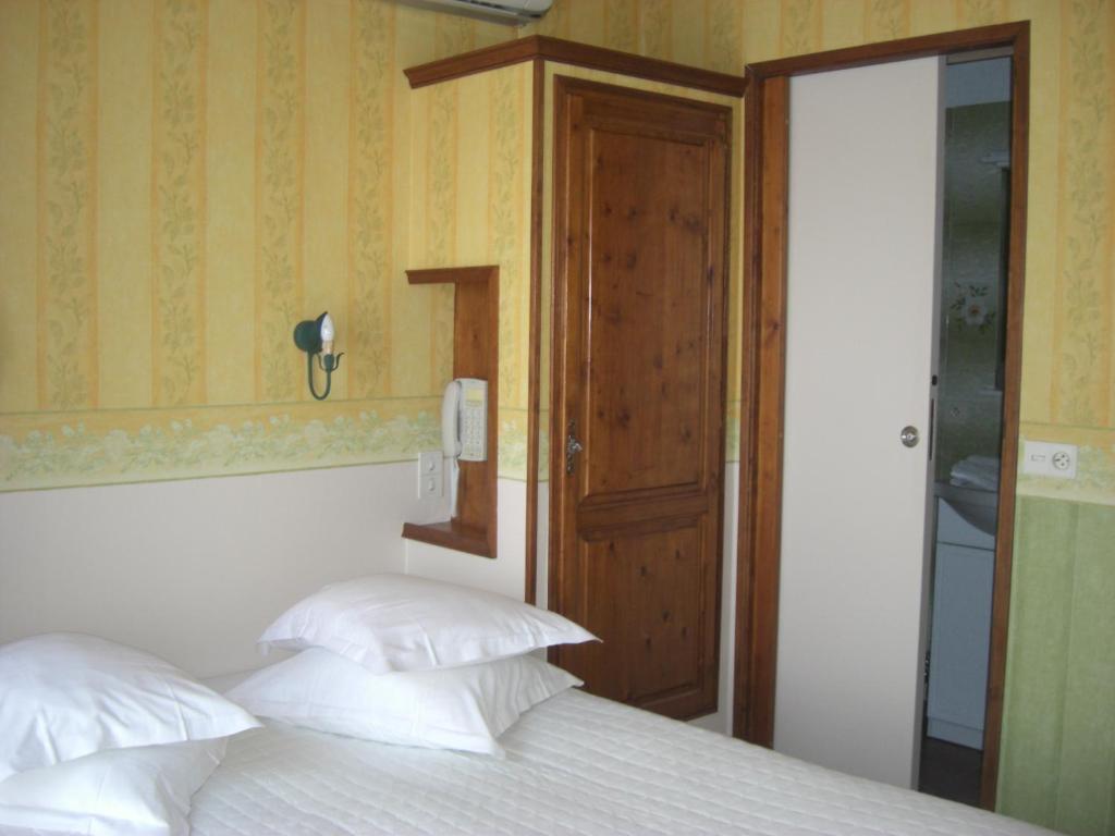 Hotel La Marjolaine Juan-les-Pins Pokój zdjęcie